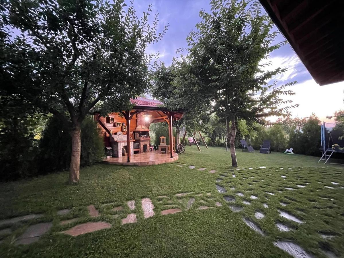Guest House Marchini Sapareva Banya Bagian luar foto